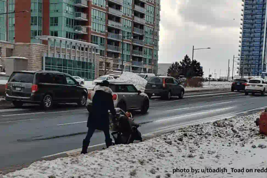 Richmond Hill Pedestrians Feel Being Failed by the City after Snowfall