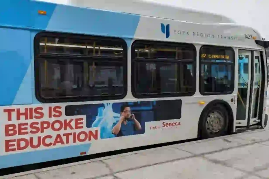 YRT bus operating in Richmond Hill, ON