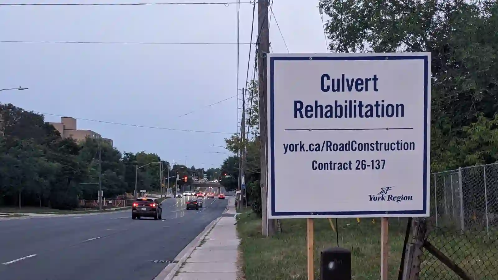 York Region repairing culvert on Major Mackenzie east of Yonge
